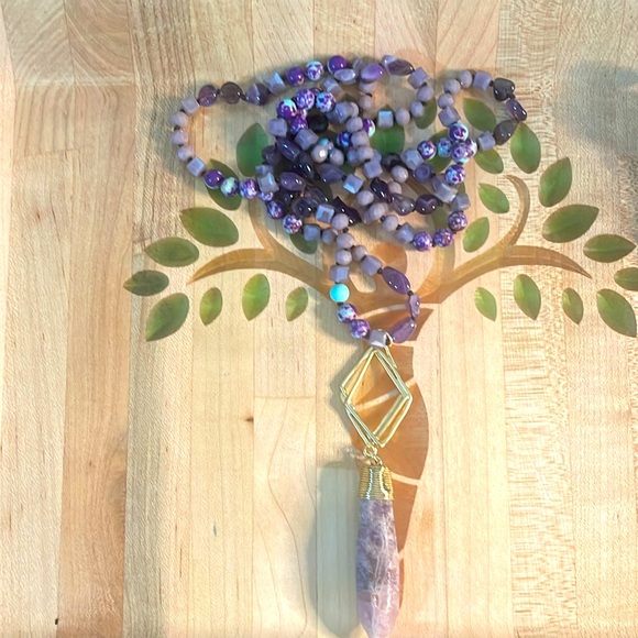 Bohemian Style Teardrop Beaded Necklace - Picture 4 of 5